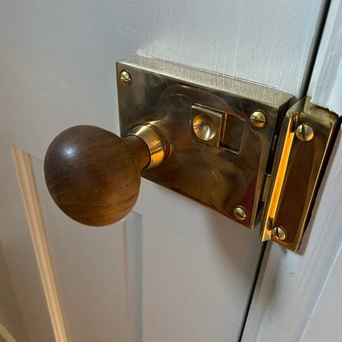 Why Choose Solid Brass Hardware? Benefits for Your Home