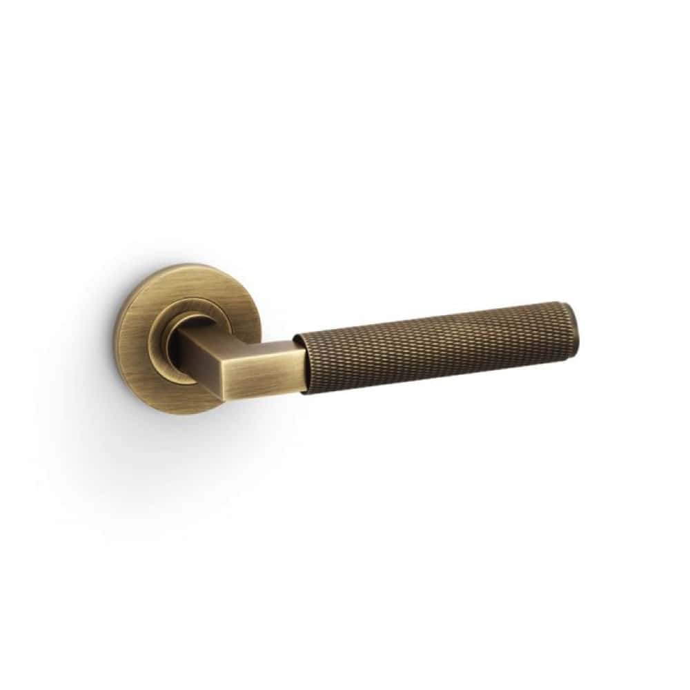 Antique Brass Knurled Straight Lever On Round Rose